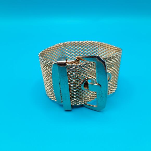 Vintage Gold Tone Mesh Buckle Style Bracelet - Picture 7 of 9